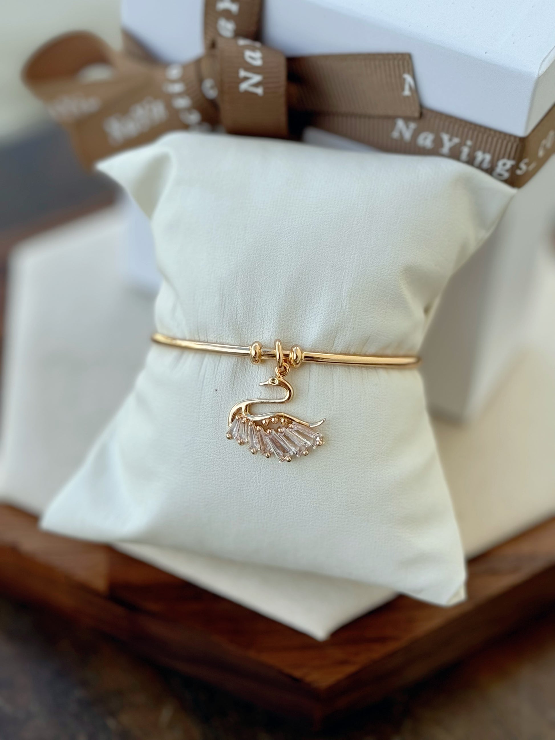 Golden Swan Adjustable Bangle