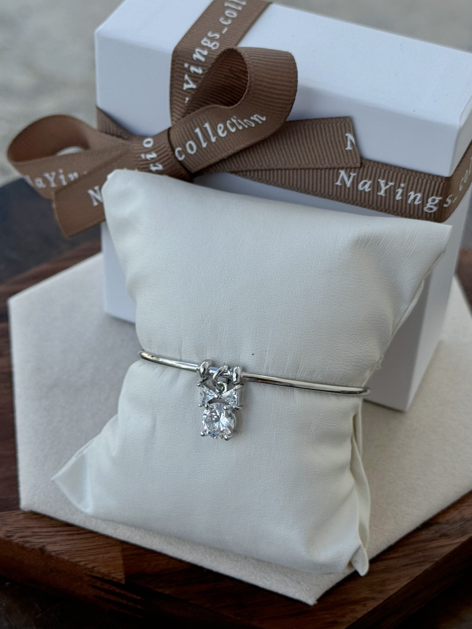 Ribbon Diamond Silver Adjustable Bangle