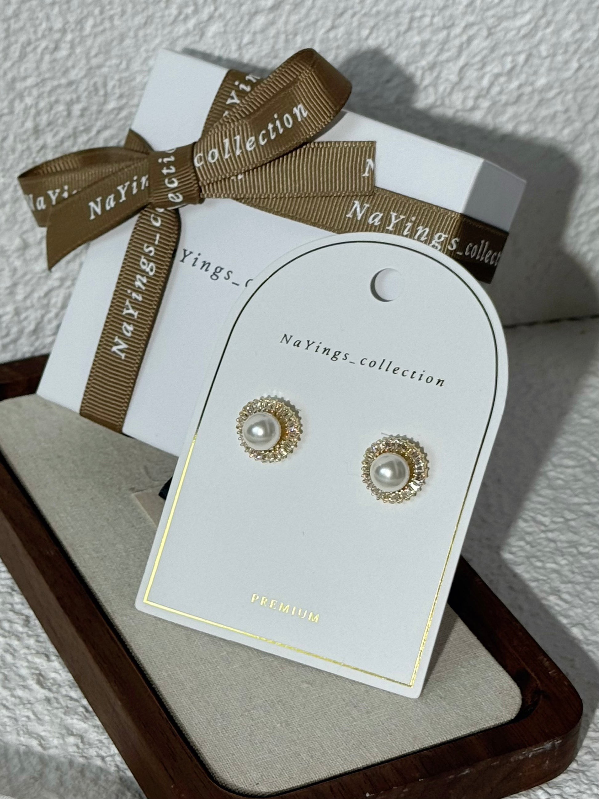 Round Pearl Bling Earrings